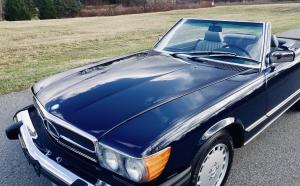 Mercedes-Benz 560 SL 1986 года  (NA)